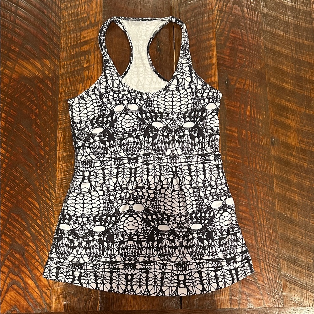 Lululemon Black & White Patterned Racerback Tank Top